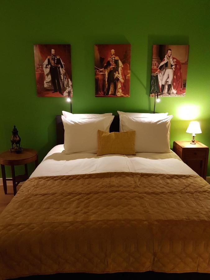 King Room,1033937168:JPEG
