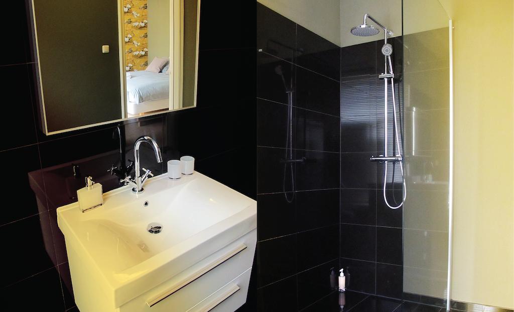 Chambre Double Deluxe avec Douche